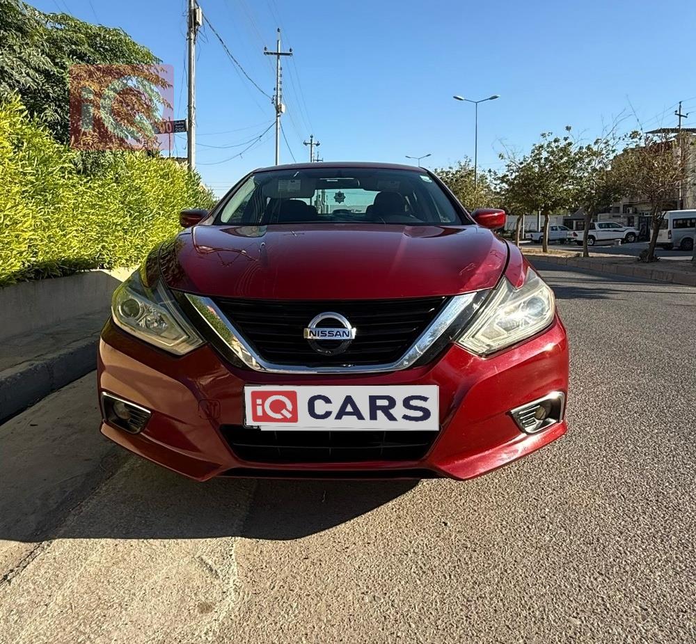 نيسان ألتيما